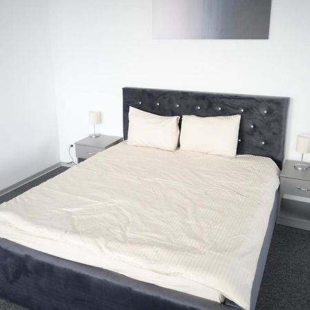 Luana Airport Apartments #5 오토페니 외부 사진