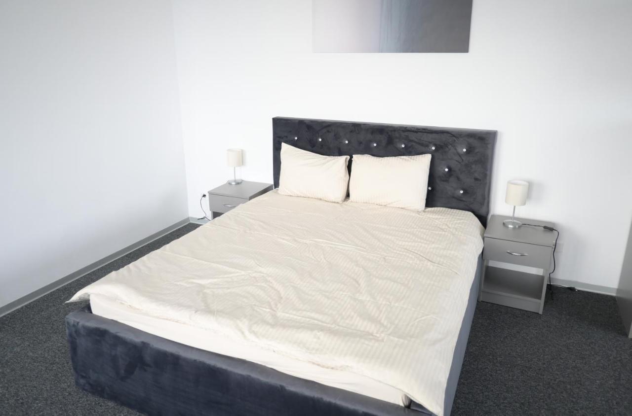 Luana Airport Apartments #5 오토페니 외부 사진