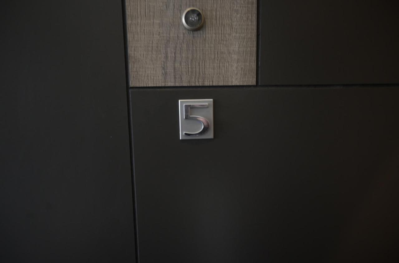 Luana Airport Apartments #5 오토페니 외부 사진